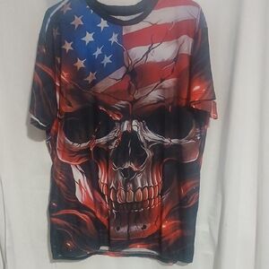 Patriotic Skull Graphic T-Shirt